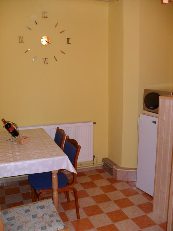 Oazis Apartman 하르카니 외부 사진